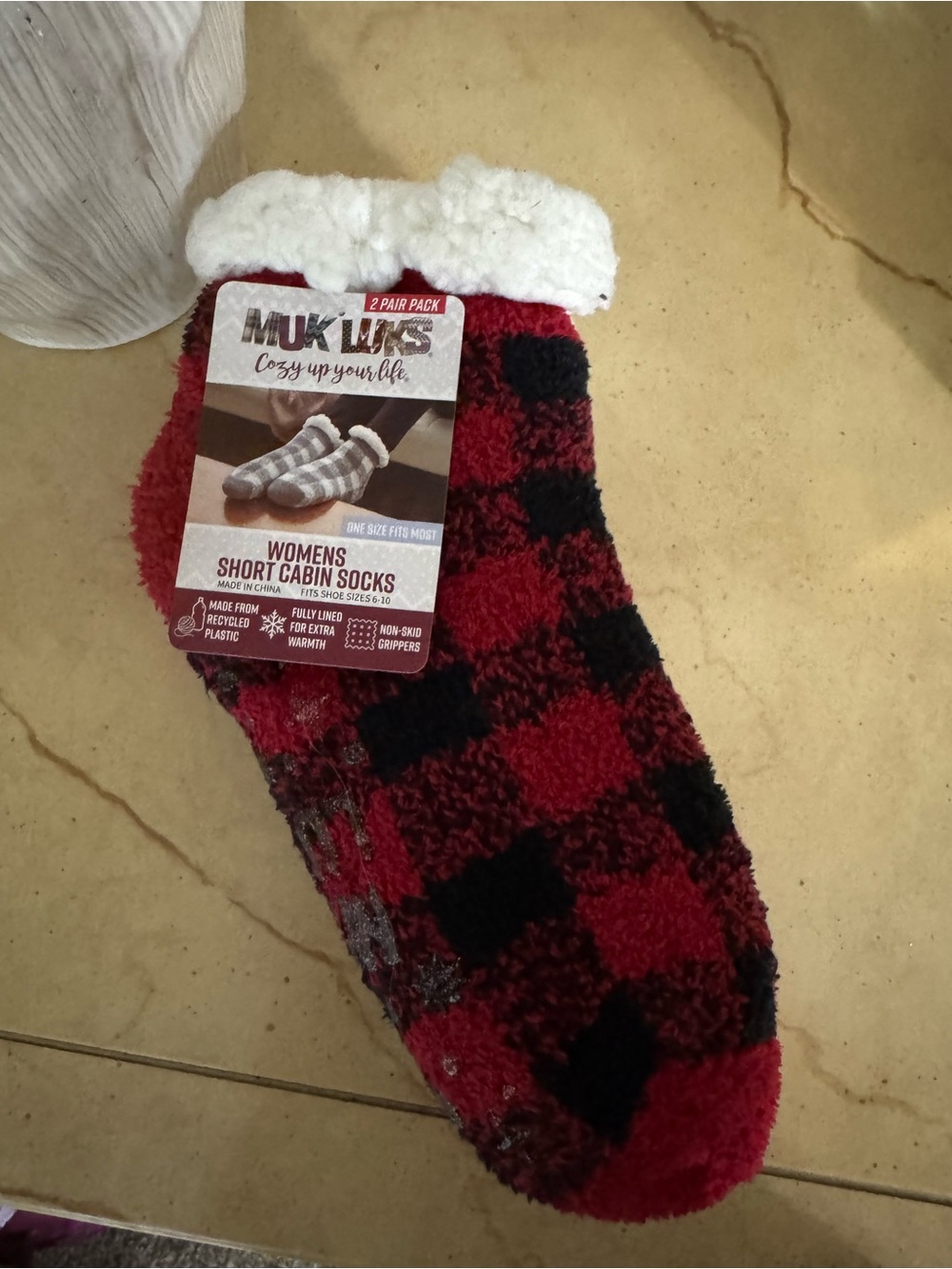 Muk Luks Red and Black Plaid Women's Short Cabin Socks One Size One Pair